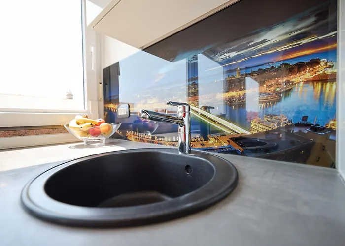 Anita アパート ザダル